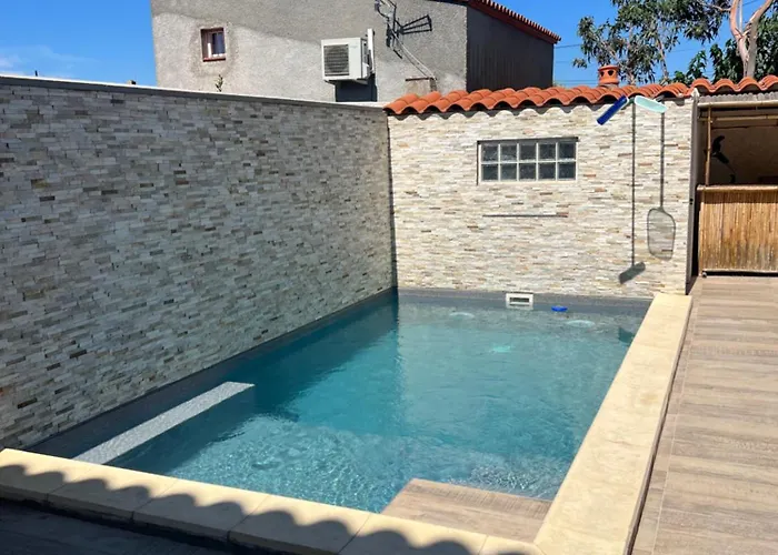 Holiday home Maison Avec Picine